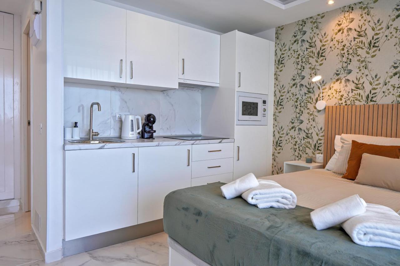 Stylish Modern Studio With Ocean View And Pools, 1001, Ponderosa Плая-де-лас-Америкас Экстерьер фото