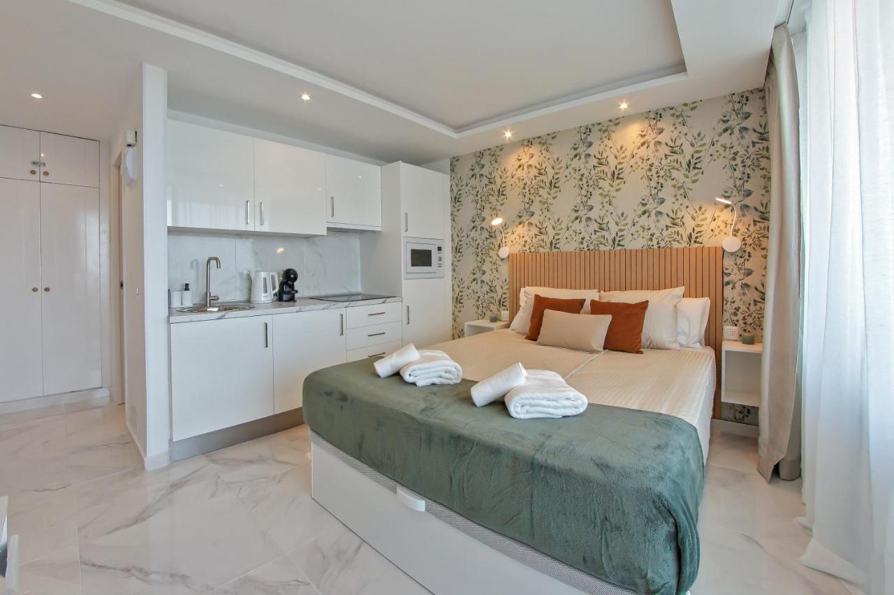 Stylish Modern Studio With Ocean View And Pools, 1001, Ponderosa Плая-де-лас-Америкас Экстерьер фото